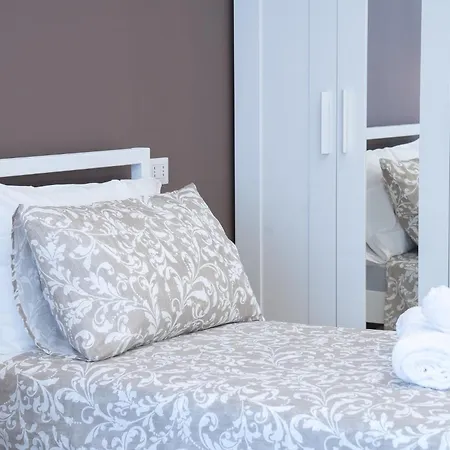 Apartamento Charming Gregory *